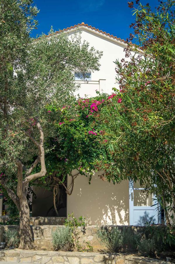 קוקארי Armonia Bay Hotel מראה חיצוני תמונה
